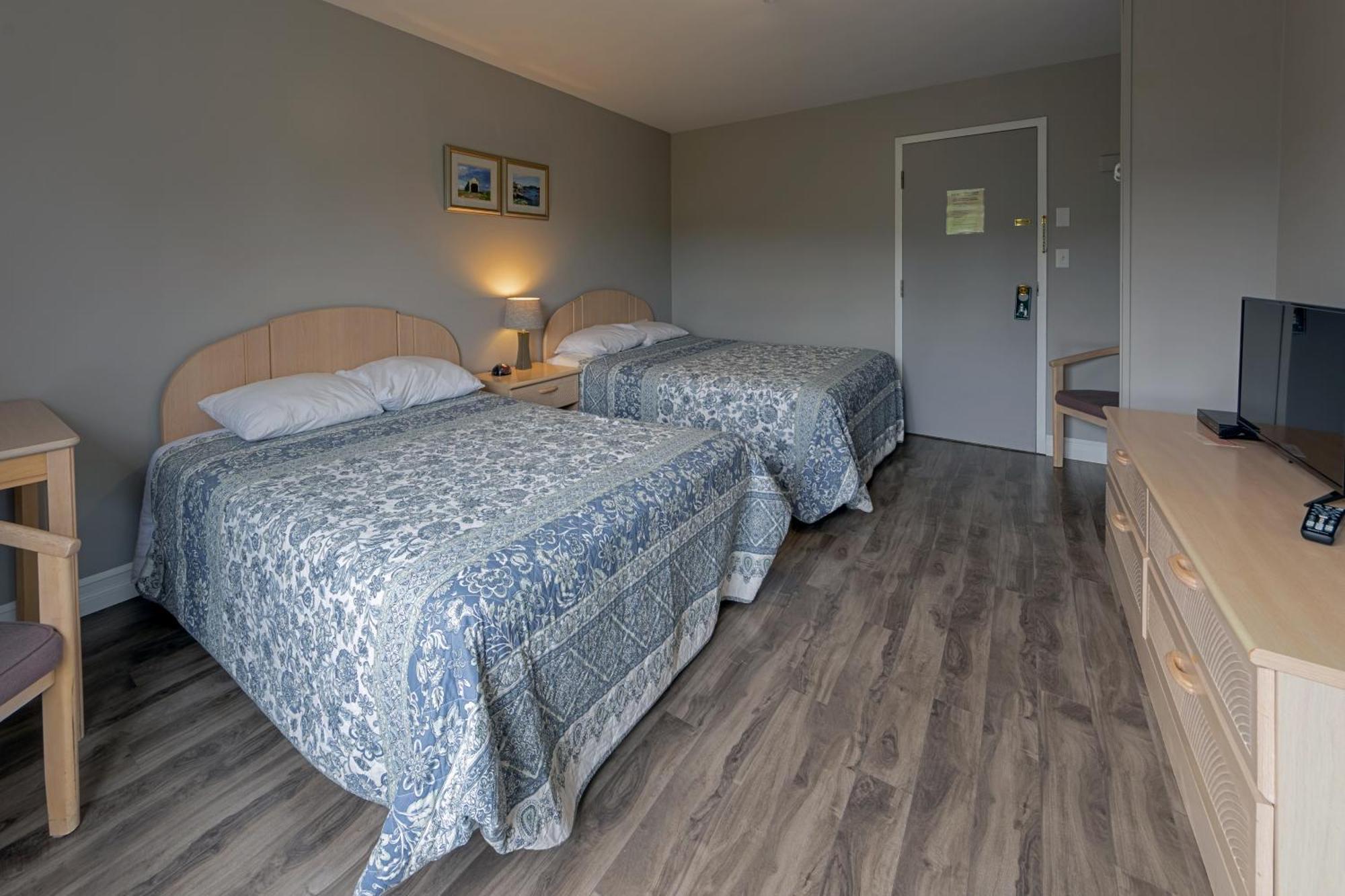 Chéticamp Auberge Doucet Inn מראה חיצוני תמונה